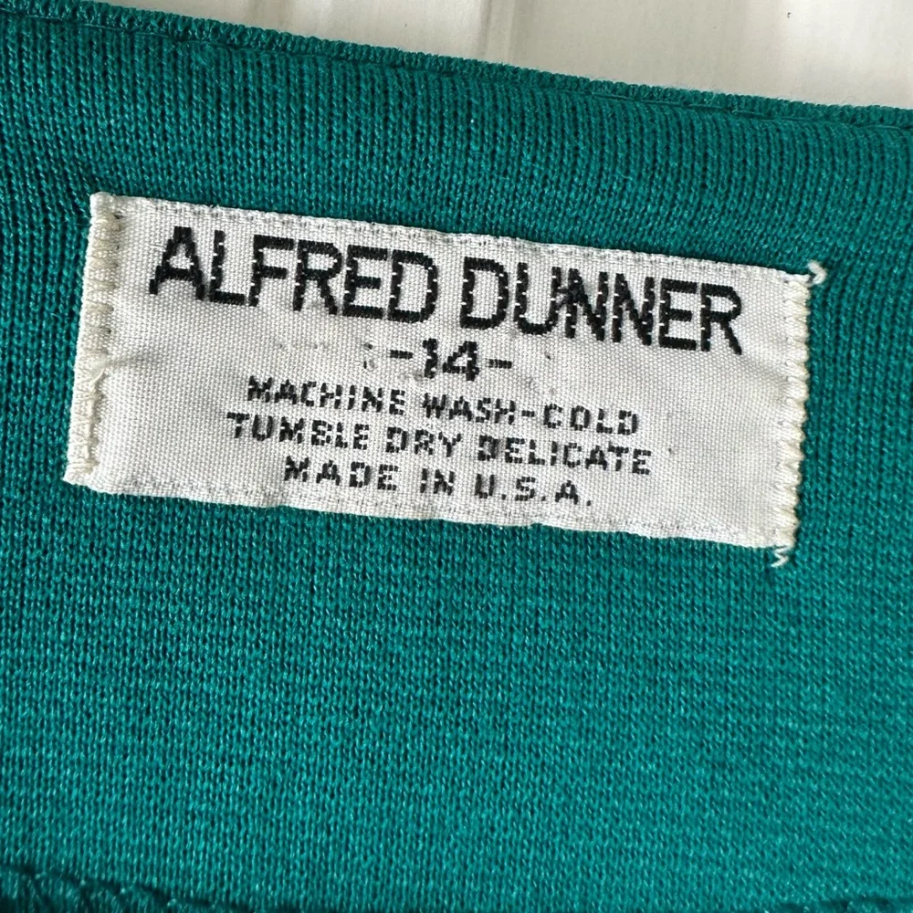 Vintage Alfred Dunner Emerald knit blazer size 14